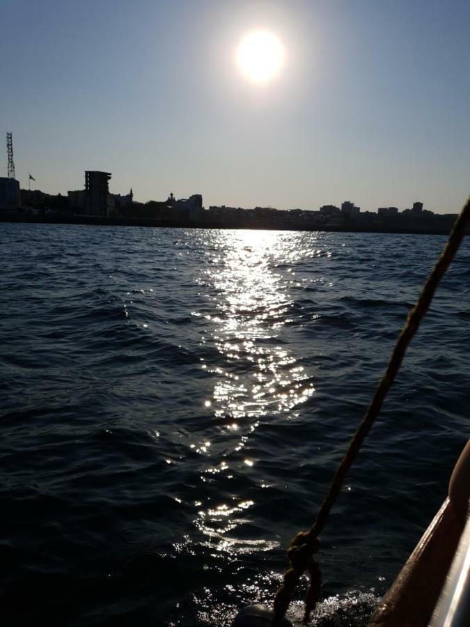 Miruna Apartment Constanta Bagian luar foto